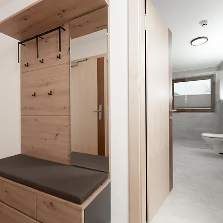 A Casa Bernstein Apartman